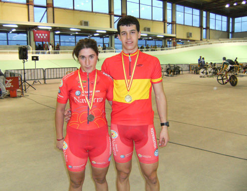 Peralta, Aliaga y El Busto "triunfan" en los Campeonatos de España de Pista